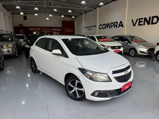 Chevrolet Onix JOY Hatch 1.0 8V Flex Mec. 4P 2017