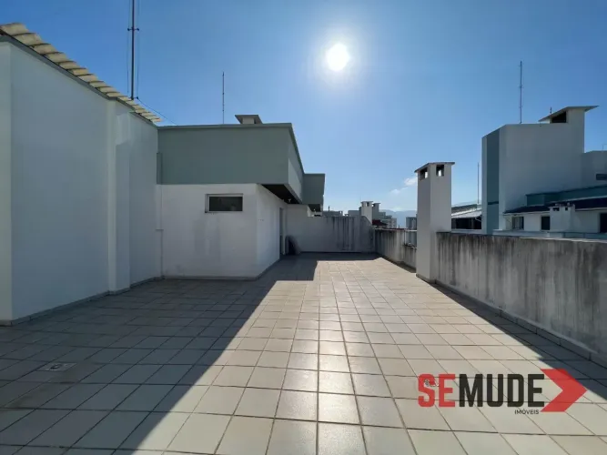 Cobertura de 3 dormitórios bairro Trindade - UFSC