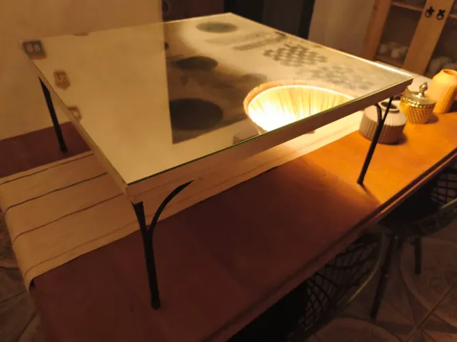 Mesa de centro espelhada