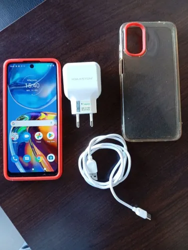 Celular Motorola e32 64g