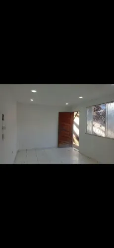Alugo quitinete / kitnete água e luz inclusas no aluguel
