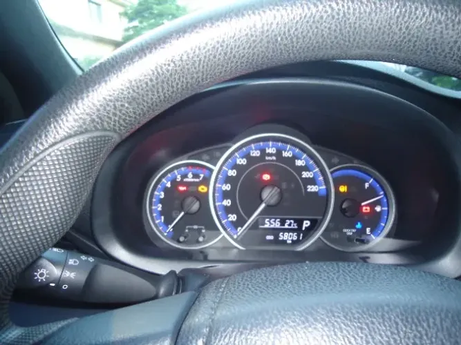 Toyota Yaris Live 1.3 Flex 16V 5P AUT 2021