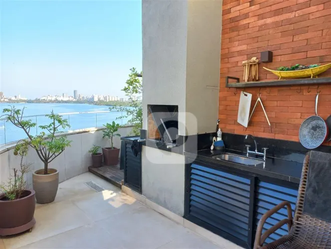 BELÍSSIMA COBERTURA DUPLEX COM VISTA LIVRE PARA A LAGOA E O CRISTO REDENTOR