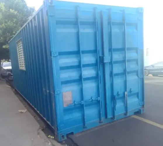 CONTAINER 2,50 x 6,10m com Revestimento Acústico