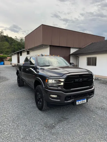 Ram 2500 Laram. 6.7 Night ED. TB CD 4X4 DIE 2021