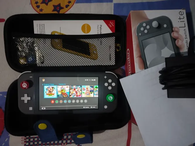 Nintendo Switch Lite 256gb Desbloqueado - Leia a descrição abaixo