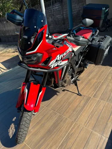 África Twin 1000