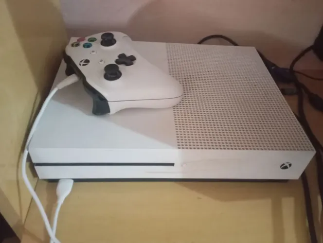 Vendo Xbox one s TB1