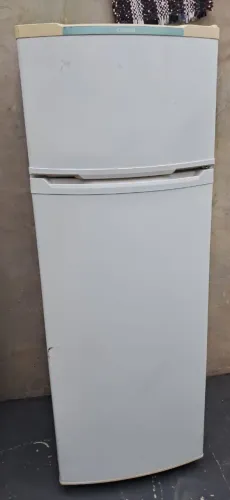 ?VENDO GELADEIRA CONSUL