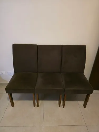 Kit com 3 Cadeiras de Jantar Estofadas em Suede Marrom