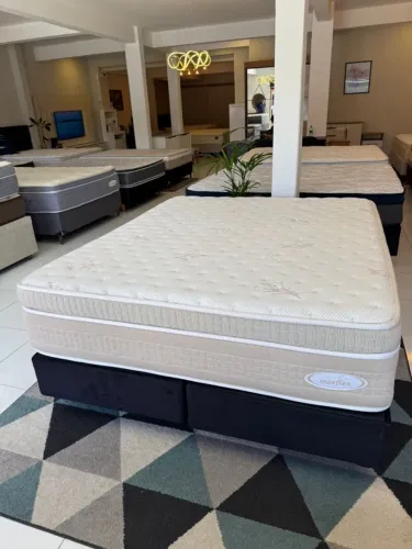 Cama box Queen MAXFLEX TOP SEMINOVO - Entrego! 