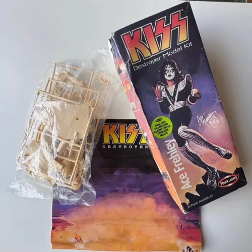 Ace Frehley Kiss Destroyer Model Kit Para Montar E Pintar
