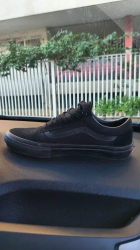 Tênis Vans preto novo