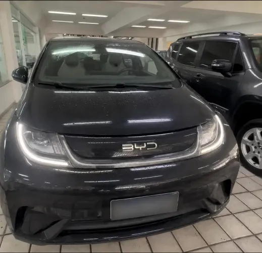 BYD Dolphin EV (Elétrico) 2025