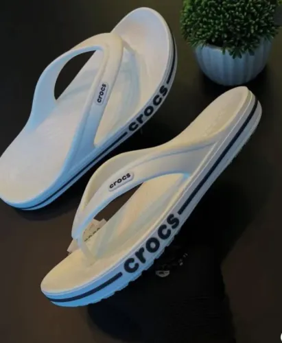 Sandália Crocs: conforto e estilo do 37 ao 44 - @hgcalcadosjp
