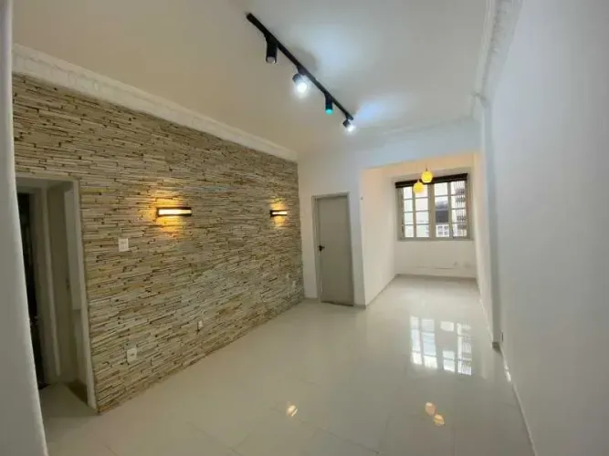 Imóvel para venda com 60 metros quadrados com 2 quartos em Copacabana - Rio de Janeiro - R