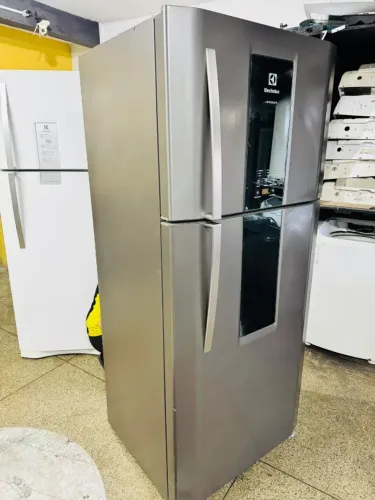 Geladeira Electrolux 560L