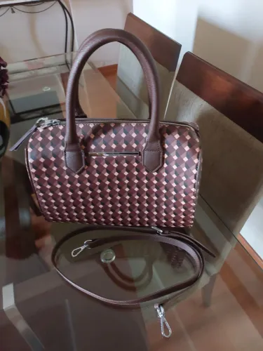 Vendo bolsa Santa Lolla original usada 2×somente!