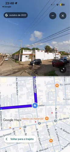 Terreno grande com casa construída mas a casa precisa de reparos