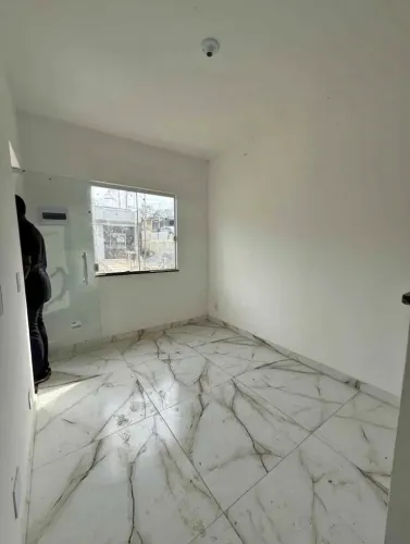 AM-vende-se casa em vista da Serra 