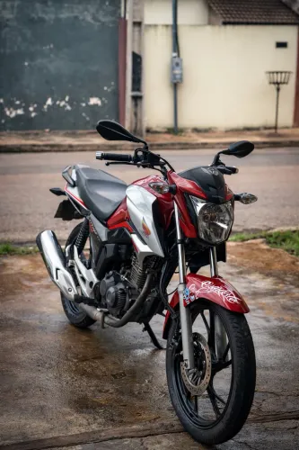 Vende-se titan 160 2024