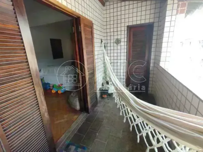 Imóvel para venda possui 66 metros quadrados com 4 quartos em Tijuca - Rio de Janeiro - RJ