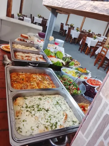 Buffet para 50 pessoas com espaço incluso
