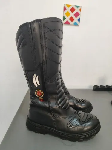 Bota resgate 41, entrego com taxa