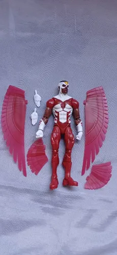 Marvel legends, Falcão Clássico