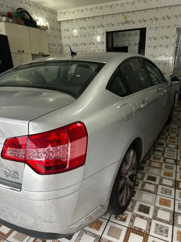 Citroen C5 Exclusive 2.0 16V 4P Aut. 2010