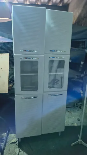 ARMÁRIO DE COZINHA 6 PORTAS