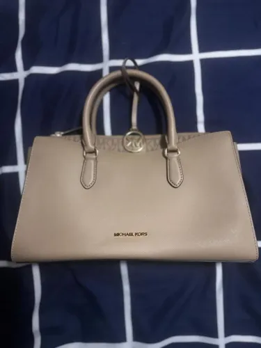 Bolsa Michael Kors importada sem uso 