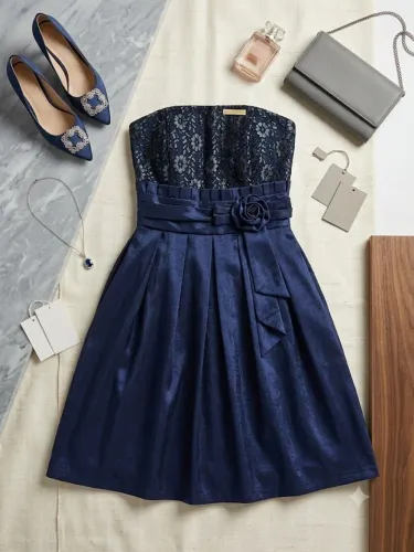 Vende-se vestido de festa