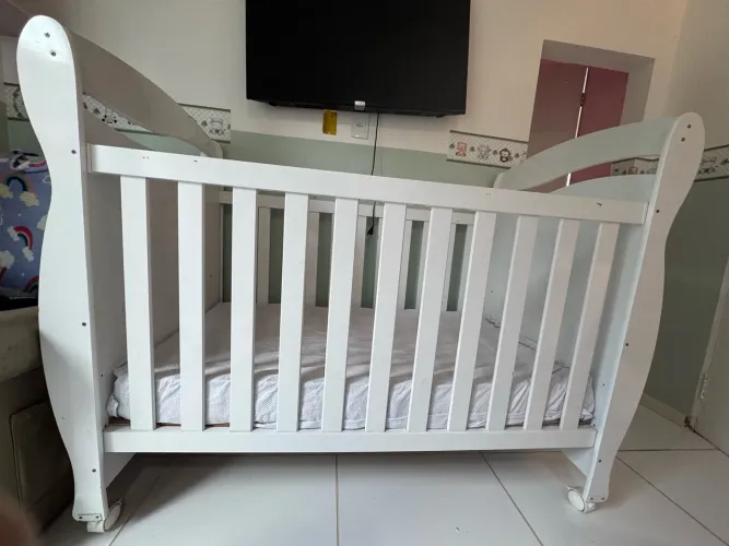 Berço branco mdf 400