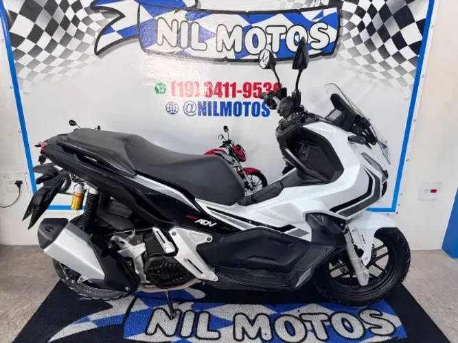 ADV 150 Abs! Lindissima Moto! Acabou de Abaixar O Preço! Financiamos! Aceitamos Troca!