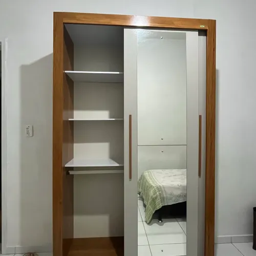 Guarda-Roupa solteiro 