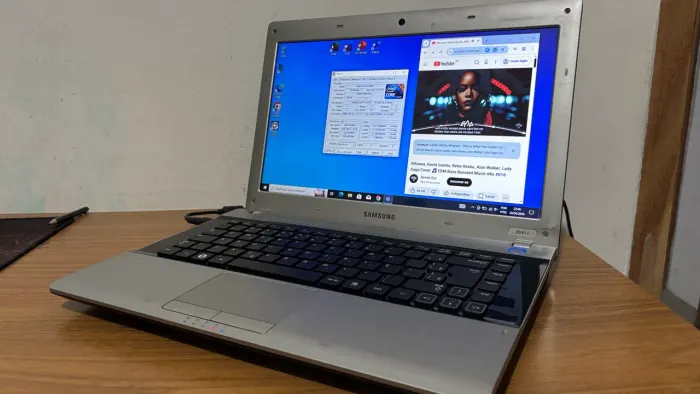 Notebook Samsung rv 411 de 2.4 ghz c fast turbo 2.9ghz c ssd 120 c 6gb ( lindo note )
