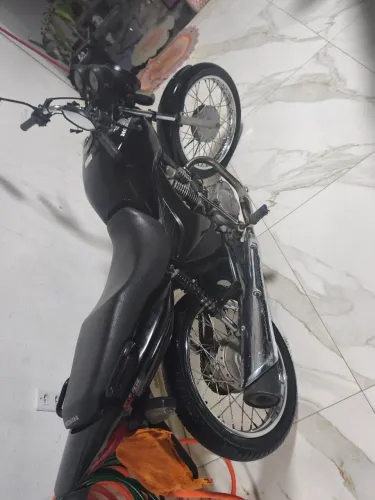 Vendo moto fan 125 2011