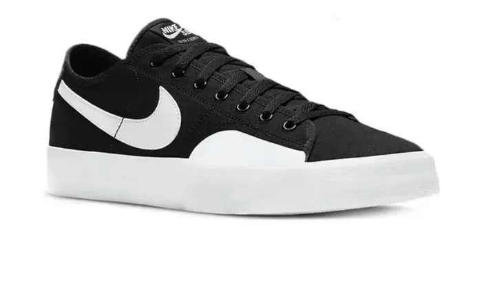 TÊNIS NIKE PARA SKATISTA - SB BLZR Court - SKATE- N. 44 - Novo 