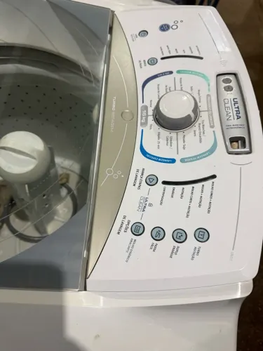 Máquina Electrolux 25 quilos