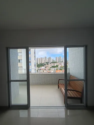 Porta de correr 4 folhas com abertura no meio, linha Gold.