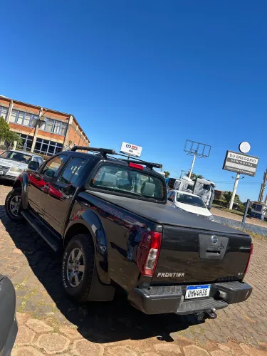 Nissan Frontier SV At.cd 4X4 2.5 TB Diesel Mec. 2014