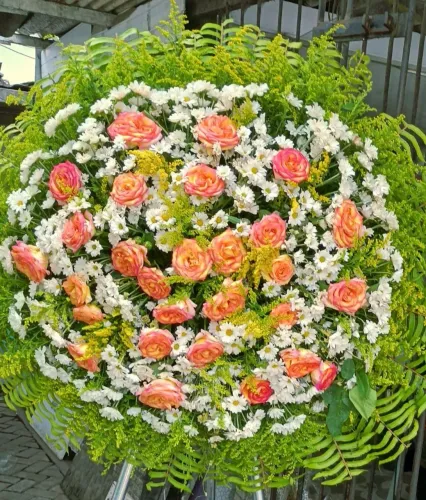 COROA DE FLORES 