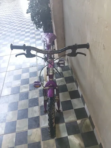 Vendo bicicleta infantil cairu aro 16
