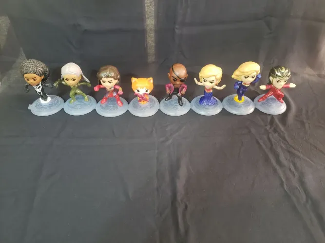 8 brinquedos McDonald's , As Marvels