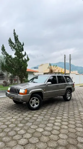 Jeep Cherokee Limited 3.2 4X4 V6 Aut. 1998