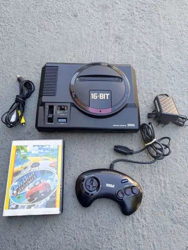 Mega drive Japonês complepto com jogos