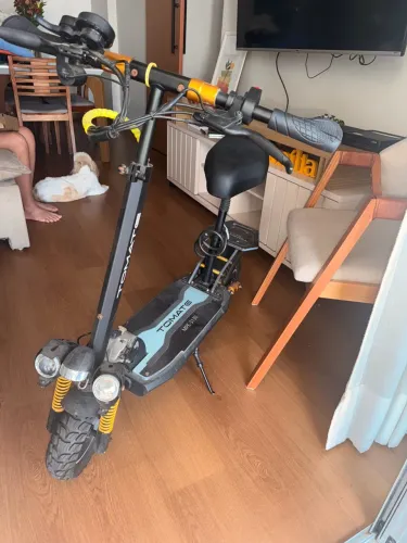 Patinete com assento, modelo MPE 3130 Marca Tomate. Bateria 48v. Carregador Bivolt