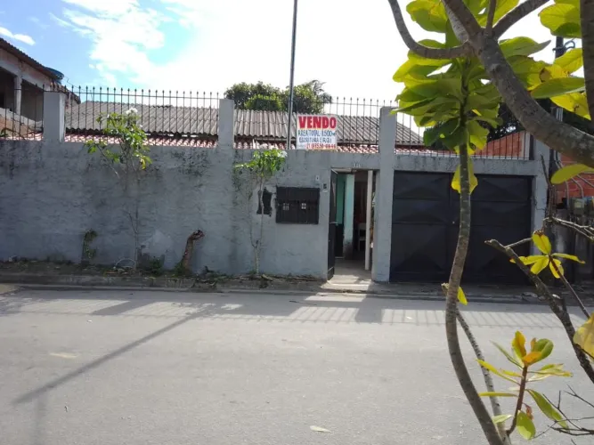 Vendo 2 casas Bairro Leandro