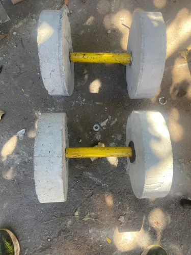 Par de alteres de concreto